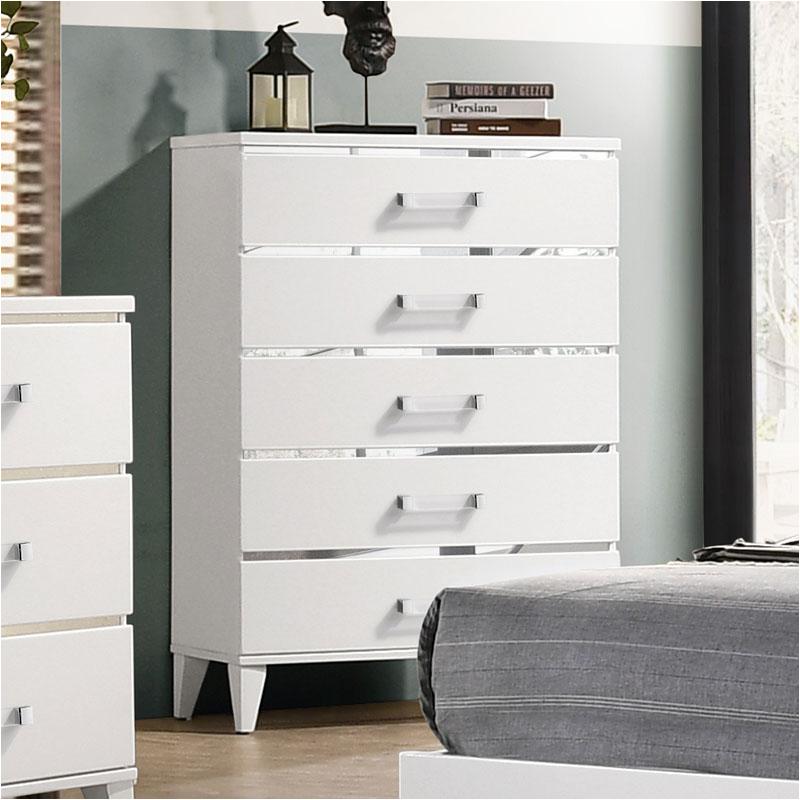 27396 Acme Furniture Chelsie - White Bedroom Furniture Chest