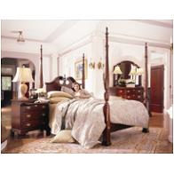 Bed / Dresser / Mirror / Nightstand