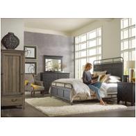 Bed / Dresser / Mirror / Nightstand