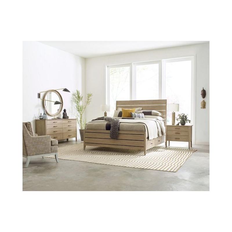 Bed / Dresser / Mirror / Nightstand