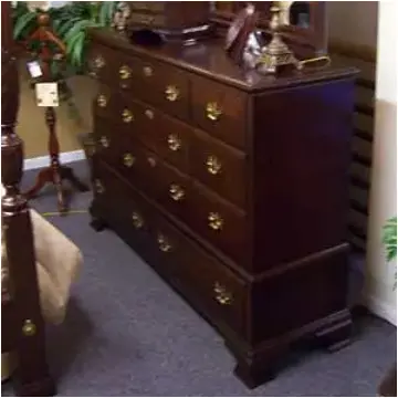 60-161n Kincaid Furniture Carriage House Bedroom Furniture Dresser