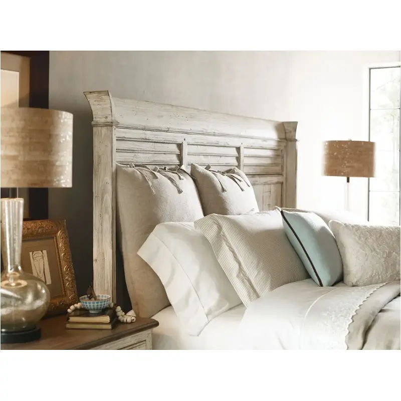 75-131h Kincaid Furniture Eastern King Shelter Bed - Cornsilk