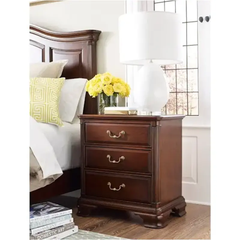 607-420 Kincaid Furniture Hadleigh Bedroom Furniture Nightstand