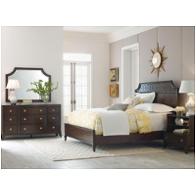 Bed / Dresser / Mirror / Nightstand