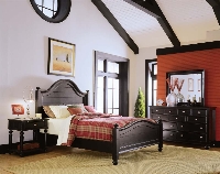Bed / Dresser / Mirror / Nightstand