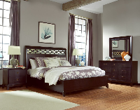 Bed / Dresser / Mirror / Nightstand