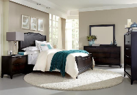Bed / Dresser / Mirror / Nightstand