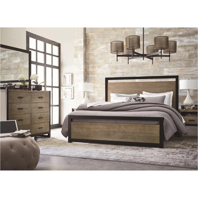 Bed / Dresser / Mirror / Nightstand