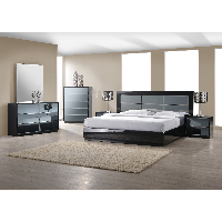 Bed / Dresser / Mirror / Nightstand