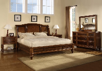 Bed / Dresser / Mirror / Nightstand