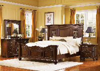 Bed / Dresser / Mirror / Nightstand
