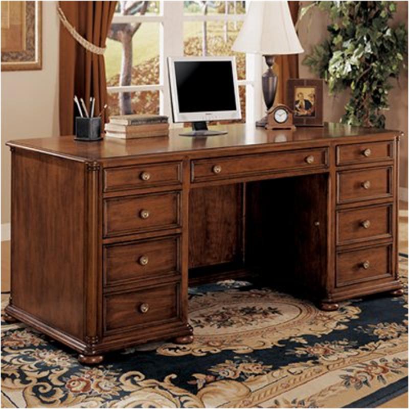 1205-34 Flexsteel Wynwood Furniture Camden Executive Desk