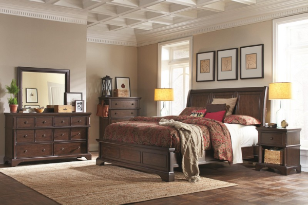 Bed / Dresser / Mirror / Nightstand
