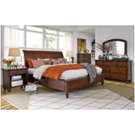 Bed / Dresser / Mirror / Nightstand