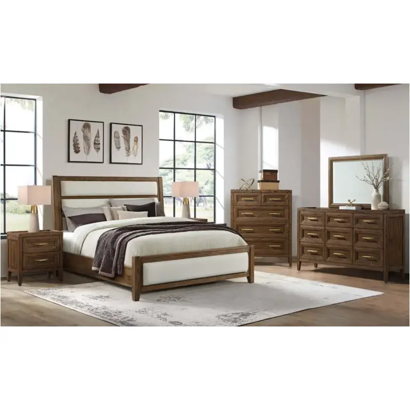 Bed / Dresser / Mirror / Nightstand