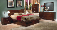 Bed / Dresser / Mirror / Nightstand