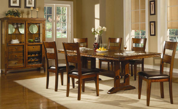 Table / 4chairs