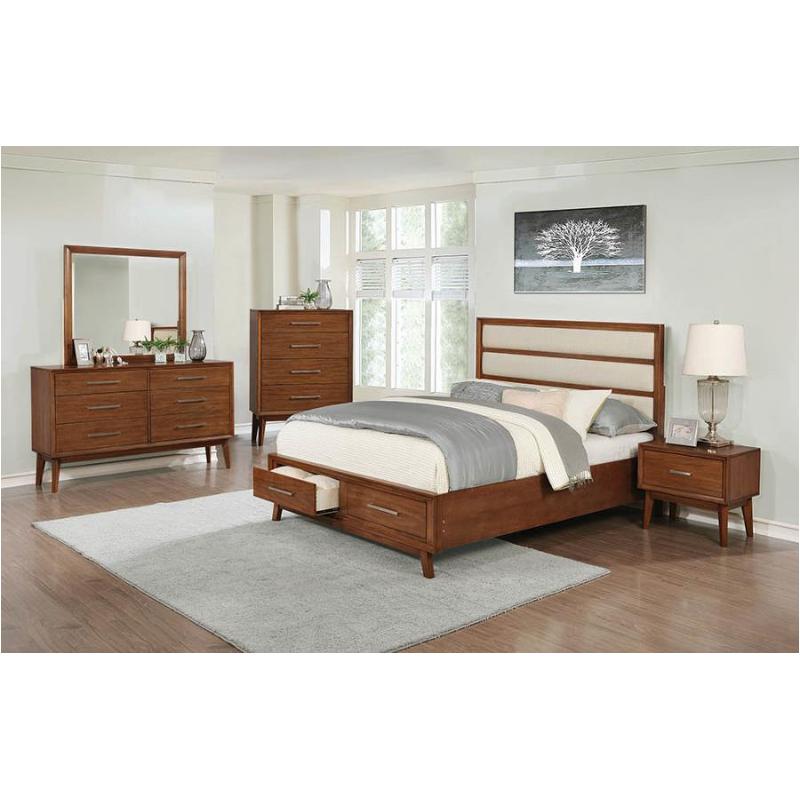 Bed / Dresser / Mirror / Nightstand