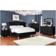 Bed / Dresser / Mirror / Nightstand