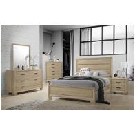 Bed / Dresser / Mirror / Nightstand