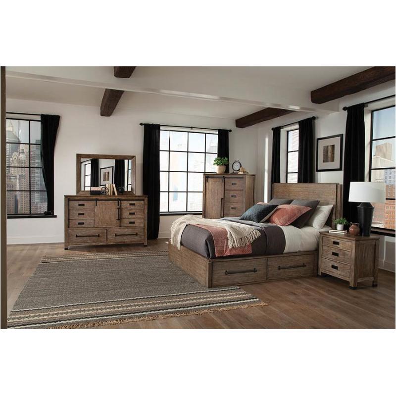 Bed / Dresser / Mirror / Nightstand