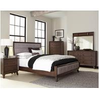 Bed / Dresser / Mirror / Nightstand