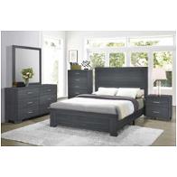 Bed / Dresser / Mirror / Nightstand