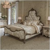 Bed / Dresser / Mirror / Nightstand