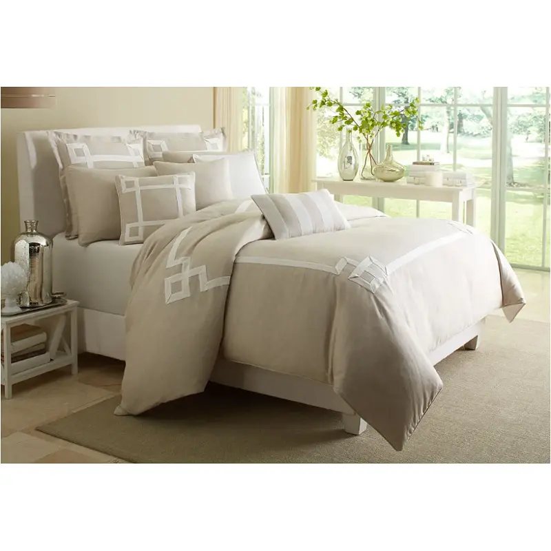 Bcs-ks10-avenu-nat Aico Furniture Avenue A Bedding Comforter