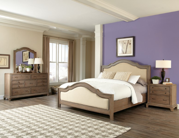 Bed / Dresser / Mirror / Nightstand