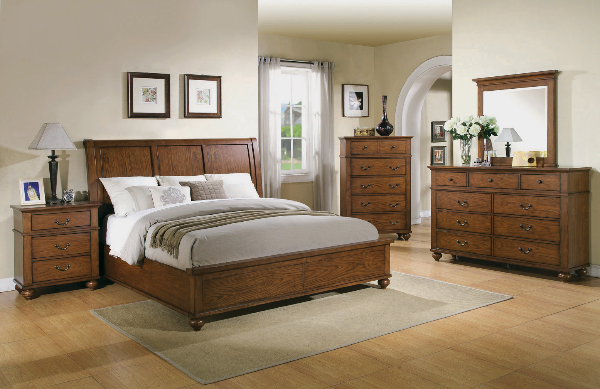 Bed / Dresser / Mirror / Nightstand