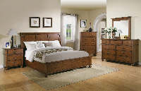 Bed / Dresser / Mirror / Nightstand