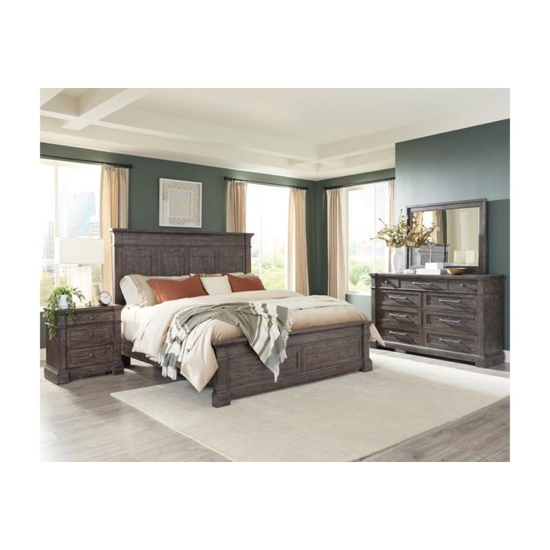 Bed / Dresser / Mirror / Nightstand