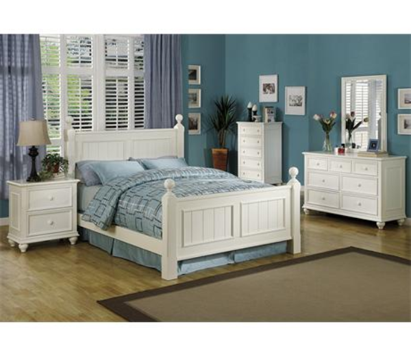 Bed / Dresser / Mirror / Nightstand