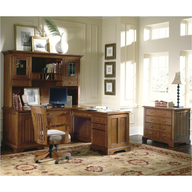 69020 Riverside Furniture L Computer Workcenter