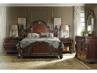 Bed / Dresser / Mirror / Nightstand