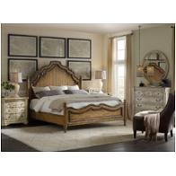 Bed / Dresser / Mirror / Nightstand