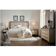 Bed / Dresser / Mirror / Nightstand