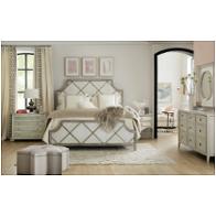 Bed / Dresser / Mirror / Nightstand