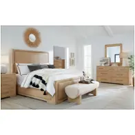 Bed / Dresser / Mirror / Nightstand