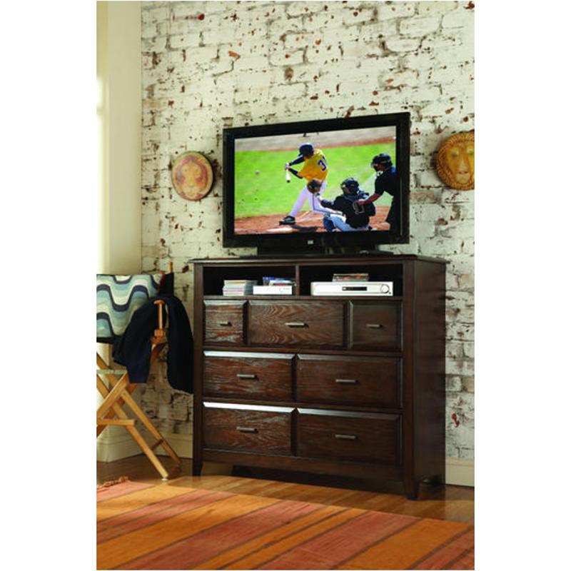 1500-46211 Hooker Furniture Treverton Bedroom Furniture Chest