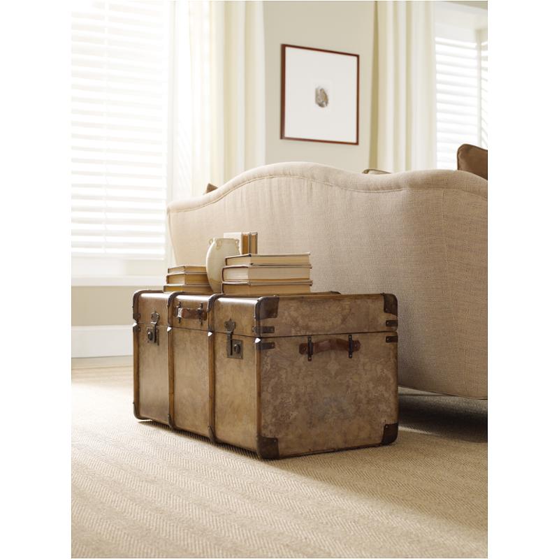 500-50-846 Hooker Furniture Accents Accent Furniture Cocktail Table