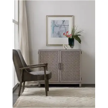 5839-85001-95 Hooker Furniture 5839-85 Bedroom Furniture Chest