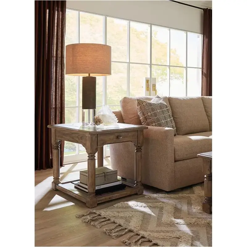 7050-80114-85 Hooker Furniture Americana Living Room Furniture End Table