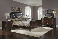 Bed / Dresser / Mirror / Nightstand