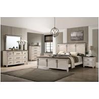 Bed / Dresser / Mirror / Nightstand