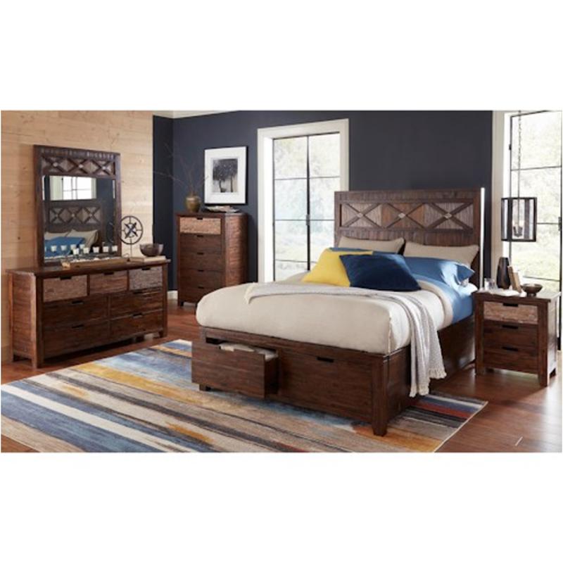 Bed / Nightstand / Mirror / Dresser