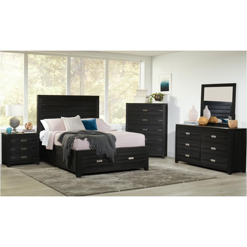 Bed / Dresser / Mirror / Nightstand