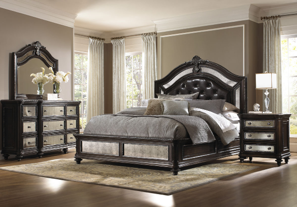 Bed / Dresser / Mirror / Nightstand