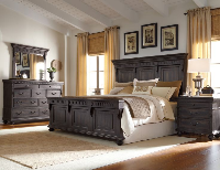 Bed / Dresser / Mirror / Nightstand
